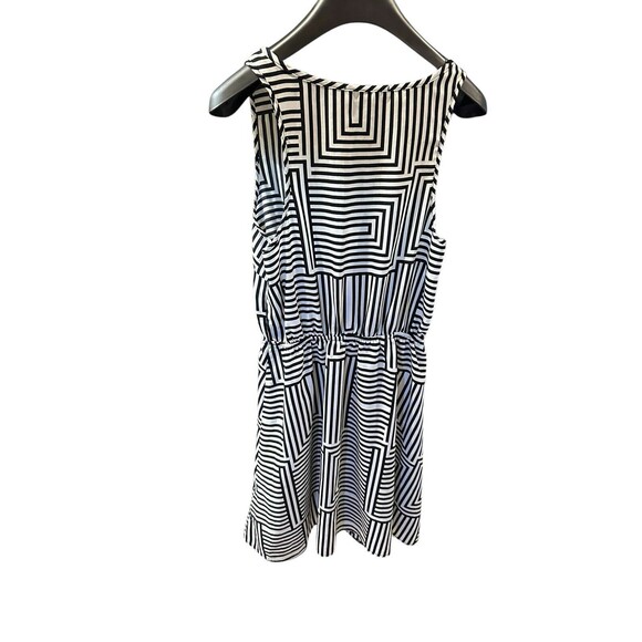 Forever 21 black white geometric maze stripe dress M elastic waist light flowy - Picture 2 of 14